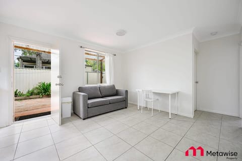 MetaWise Parramatta Cozy Room with Ensuite WIFI Maison in Parramatta