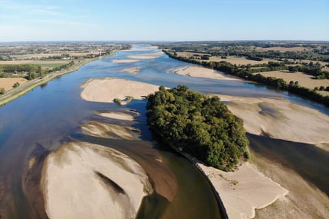 Nearby landmark, Natural landscape, Bird's eye view, River view