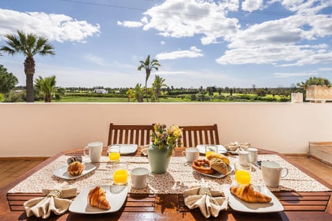 View (from property/room), Balcony/Terrace