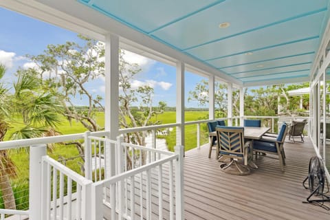 Champagne and Sunsets House in Edisto Beach