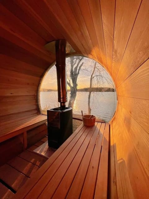 Waterfront Cottage w Sauna on Sharbot Lake House in Central Frontenac