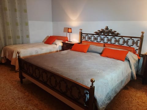 Big Brother Bed & Rooms Bed and Breakfast in Treviso