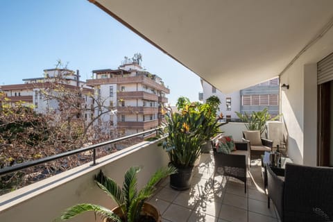 Property building, Patio, View (from property/room), Balcony/Terrace, City view