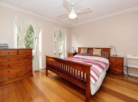 Central Glen Waverley : Your Ideal Family Haven House in Glen Waverley