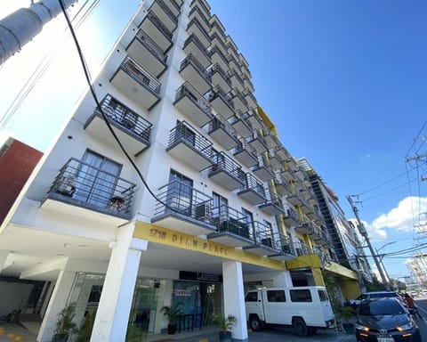 Dian SUITES 1 Hotel in Pasay