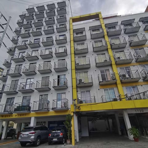 Dian SUITES 1 Hotel in Pasay