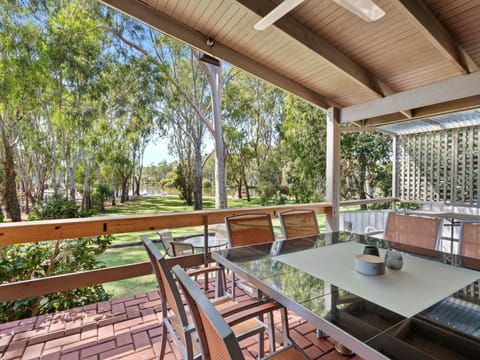 Water's Edge Bundalong House in Bundalong