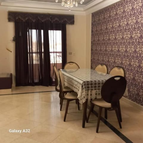 Furnished apartment by the Nile شقة مفروشة تطل على النيل Condo in Cairo