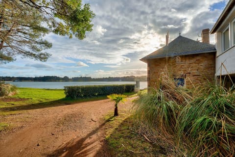 Adresse d exception sur l ile Queffen House in Pont-l'Abbé