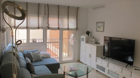 Light-flooded apartment with private terrace Wohnung in Badalona