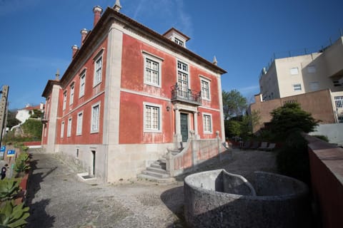 Casa de Santa Teresa Condominio in Estoril