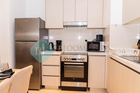 Bloomfields Stylish 1br In Waters Edge Yas Island Apartment in Abu Dhabi