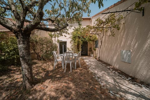 BBQ facilities, Garden