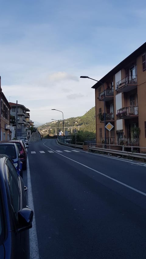 Property building, Street view