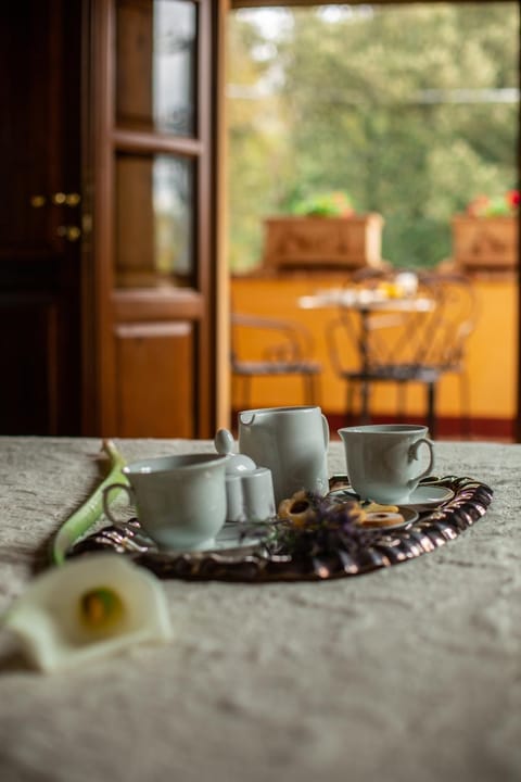 Decorative detail, Bedroom