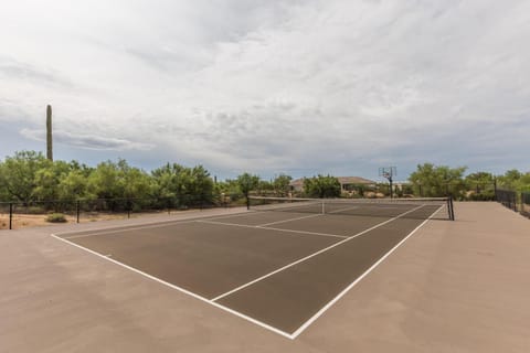 Desert Dreamland - Backyard Oasis - Sports Court Casa in Pinnacle Peak