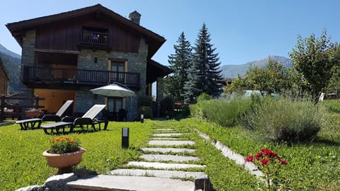 Property building, Garden, Mountain view