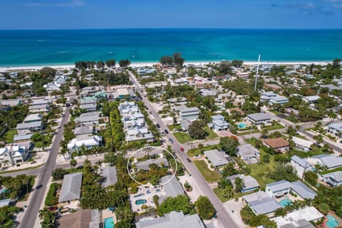 Recently renovated with large pool on the North end of AMI House in Anna Maria Island