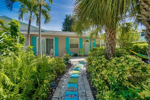 North Island Beach Escape House in Anna Maria Island