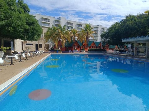 Pool view, Swimming pool