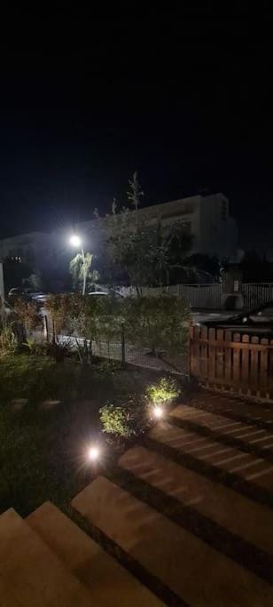 Facade/entrance, Night, Garden, Garden view