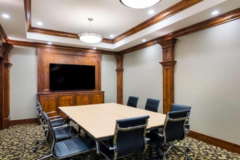 Meeting/conference room