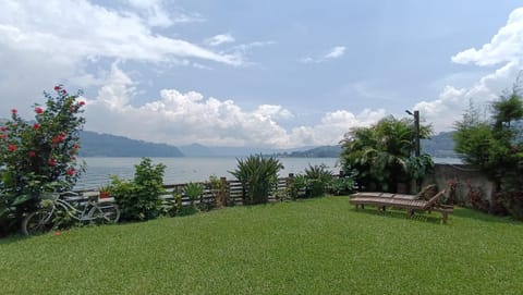 Garden, Lake view