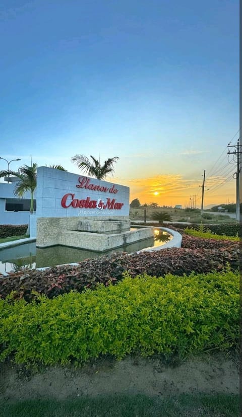 Casa en San Clemente House in Manabí Province