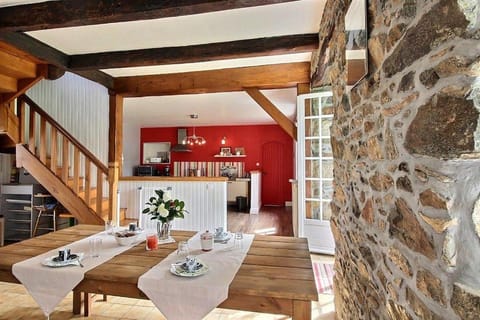 Holiday home Le Gite de Kerneuil Casa in Brittany