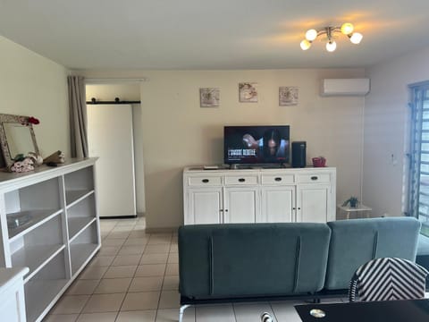 Fare Teumere Apartment in Pape'ete