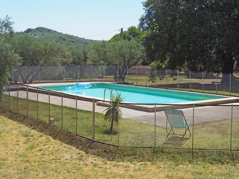 La Maison d'Emile - Jolie bastide au cœur d'une oliveraie avec piscine et cascade House in Salernes
