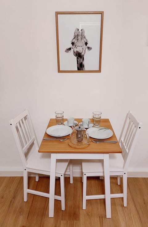 Dining area, Food, Breakfast