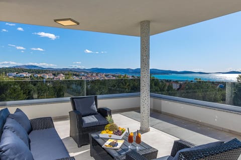 Balcony/Terrace, Seating area, Sea view