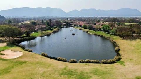 Golfcourse, Mountain view