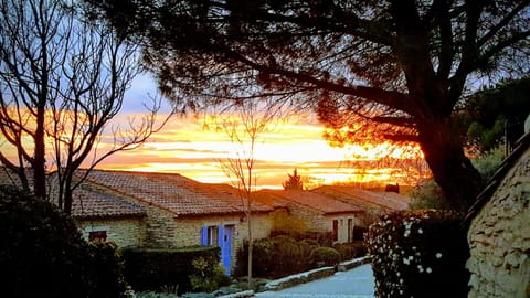 Gordes Le Bastidon Condo in Gordes