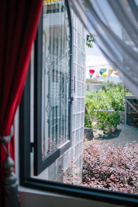 Garden, Garden view