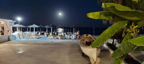 Night, Balcony/Terrace, Sea view