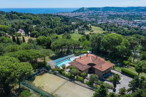 Natural landscape, Bird's eye view, Sea view, Swimming pool