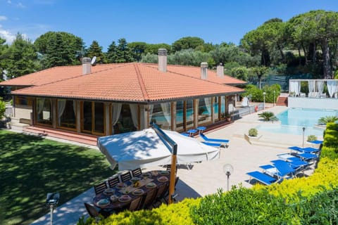 Property building, Patio, Garden view, Swimming pool