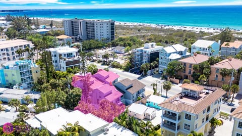 Property building, Neighbourhood, Bird's eye view, Beach