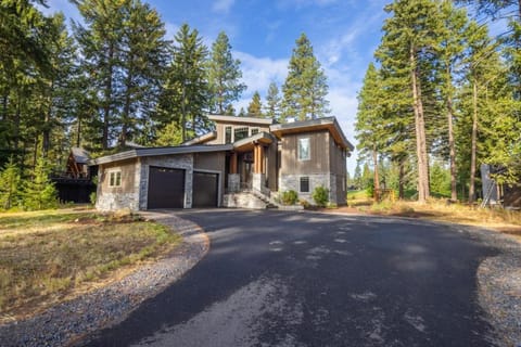 Suncadia 4 Bdrm Home with Hot Tub on Prospector Golf Course House in Ronald