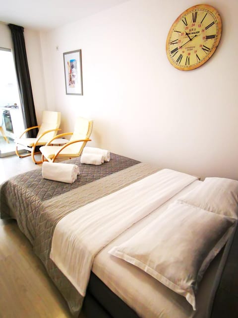 PALADIS Studio - Free Parking Apartment in Bucharest