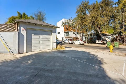 Street view, Parking