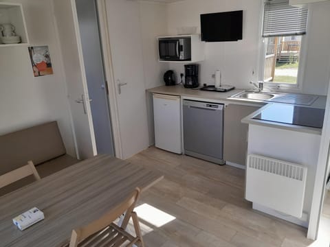 mobil-home philvar Campground/ 
RV Resort in Douarnenez