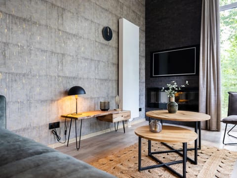 Beautiful chalet with fireplace in the Veluwe House in Hoenderloo