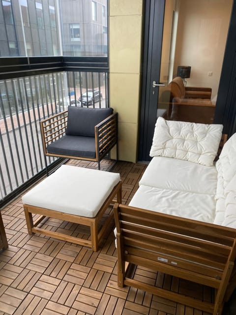 View (from property/room), Balcony/Terrace, Seating area