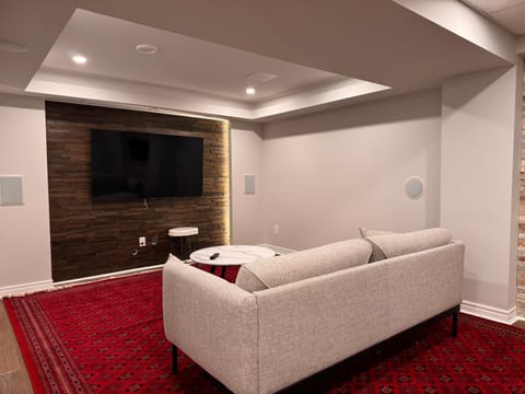 TV and multimedia, Living room, Seating area