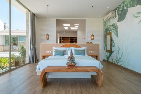 Villa Vola : Fabulous New Designer Villa Next to the Beach Villa in North Kuta