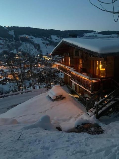 Property building, Night, Natural landscape, Winter, Mountain view