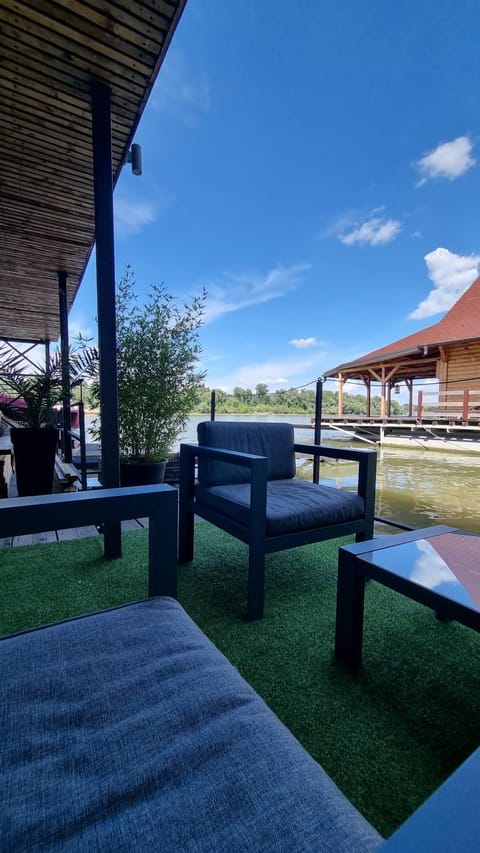 Day, View (from property/room), Balcony/Terrace, Seating area